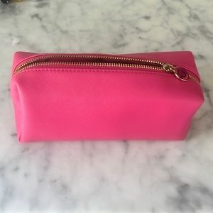 💖🎉 HOST PICK 🎉💖 Brand New Grande Cosmetics pink make up bag